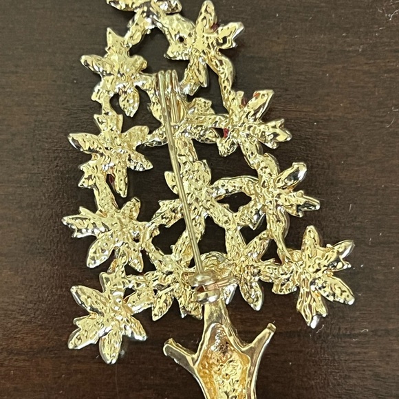 Red Poinsettia Tree Brooch with Red and Gold Accents - Picture 4 of 4